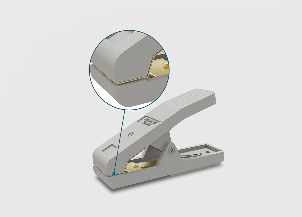 NEWARE battery clamp.The metal contacts are meticulously engraved with textured patterns to increase friction and provide enhanced stability for your batteries